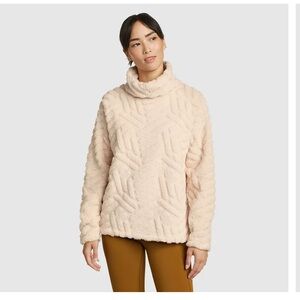 NWT Eddie Bauer pullover